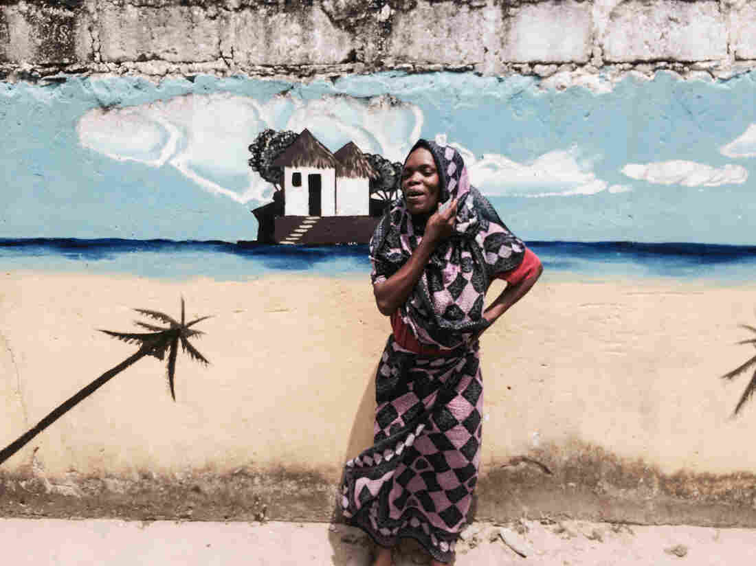Mwanahamisi Aysha