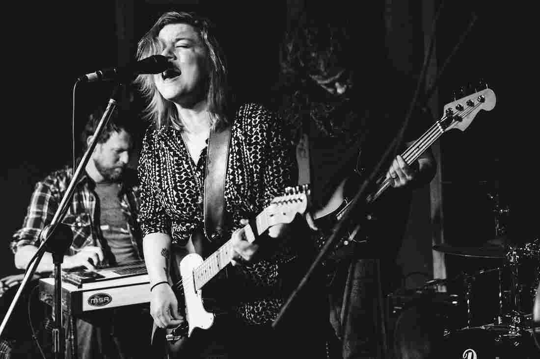 Lydia Loveless.