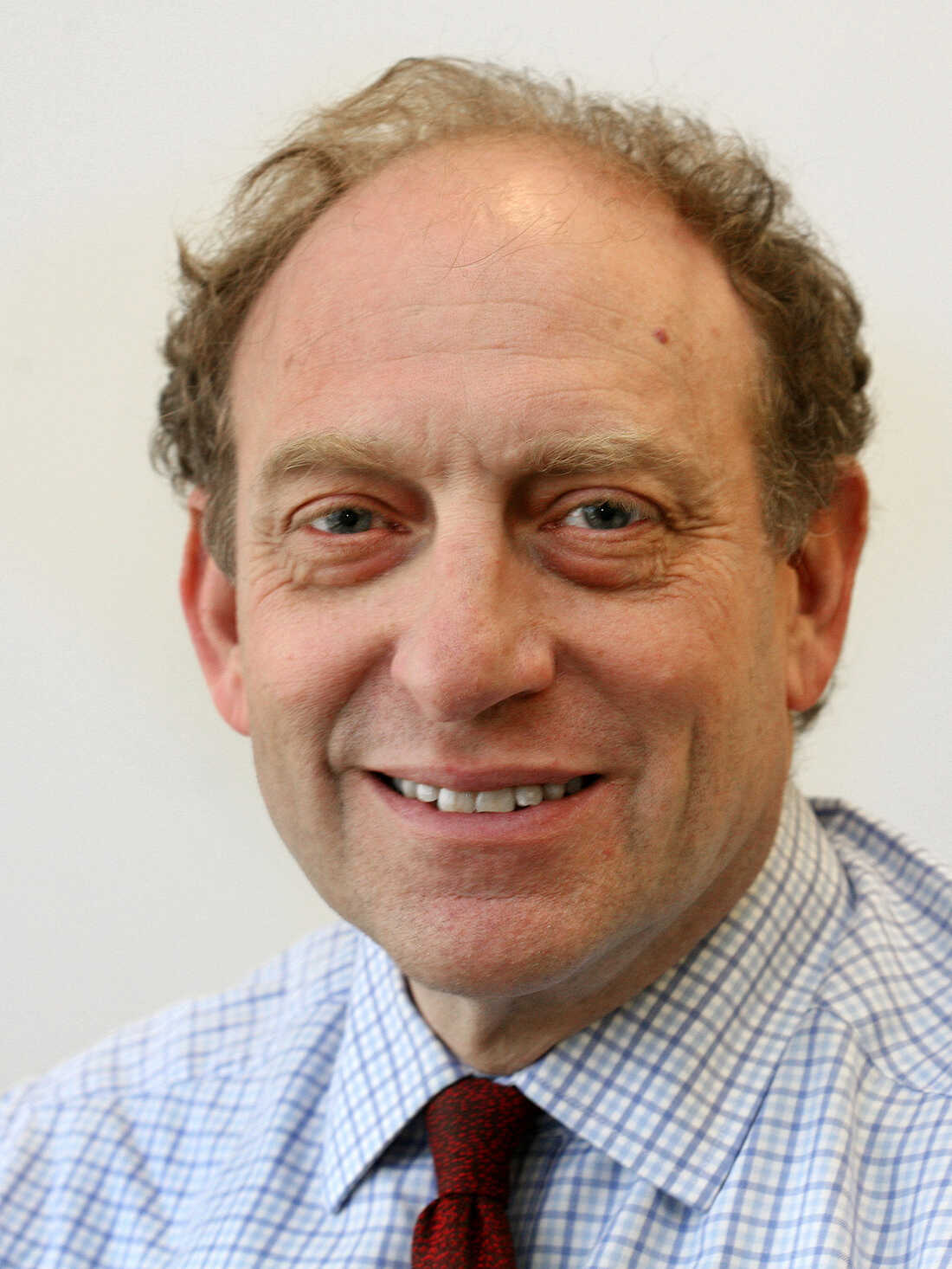 Associated Press Vice President and Senior Managing Editor Mike Oreskes photographed at New York headquarters, Wednesday, March 18, 2015. (AP Photo)