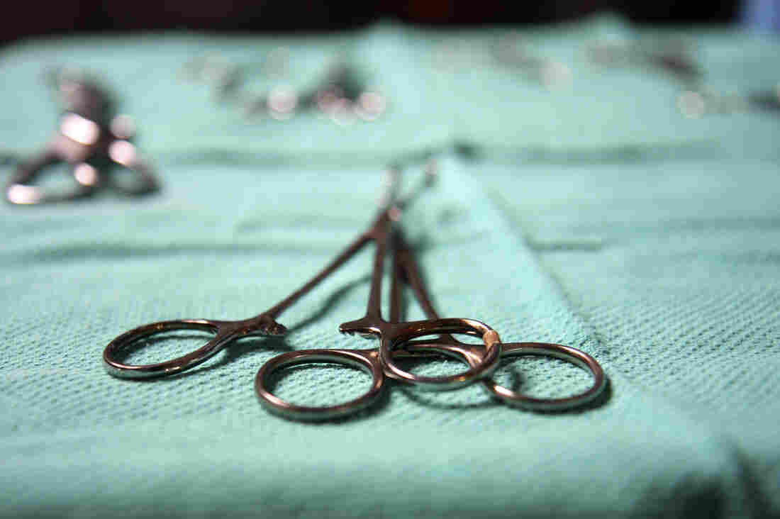Some surgeons aren't adept at laparoscopic surgery, although it is often the better choice for patients.