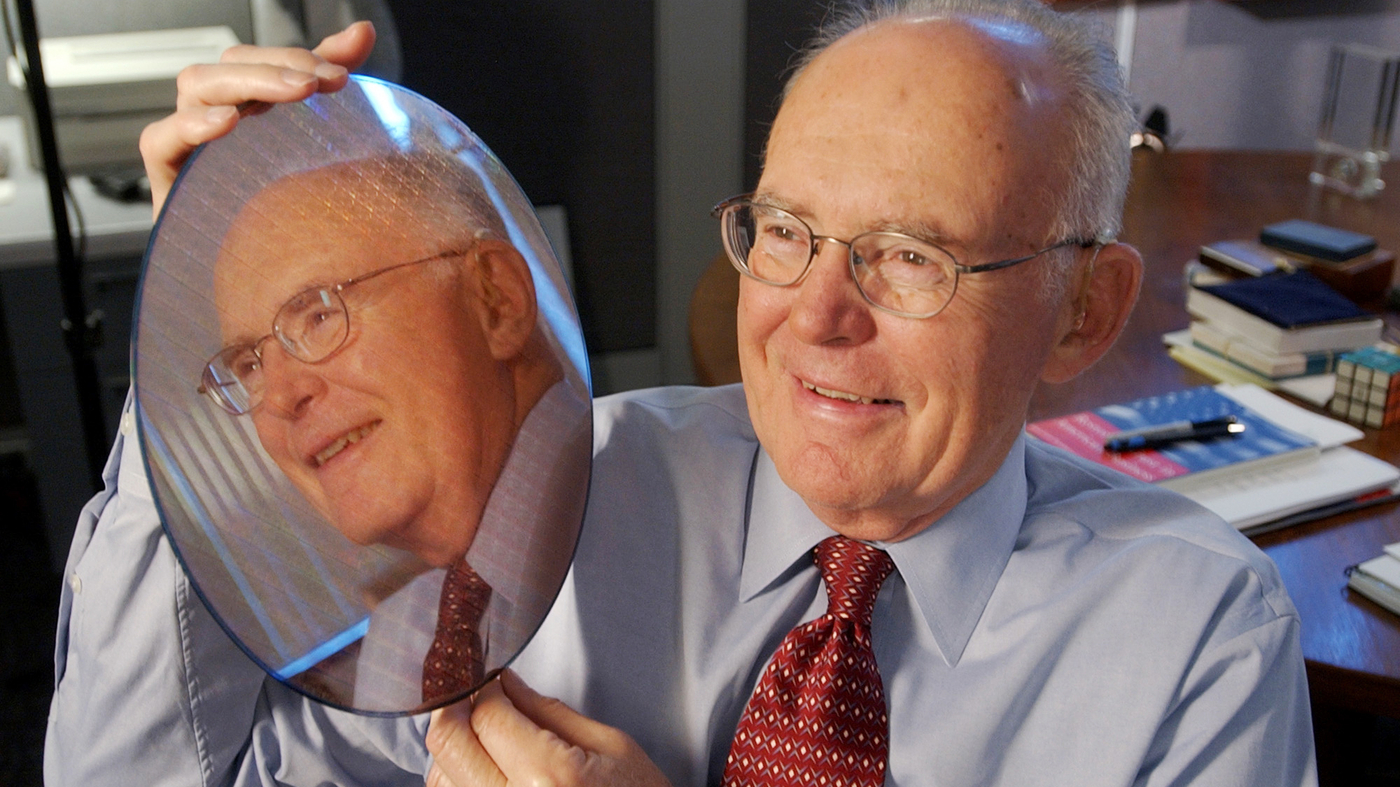 Intel co-founder Gordon Moore, father of Moore's law, dies at 94 : All Tech Considered : NPR - Vimarsana News