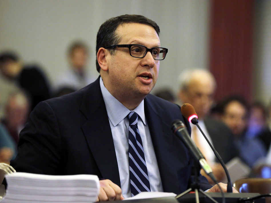 David Wildstein speaks during a hearing at the Statehouse in Trenton, N.J., on Jan. 9, 2014. He pleaded guilty Friday to two counts of conspiracy in the "Bridgegate" case. (Mel Evans/AP)