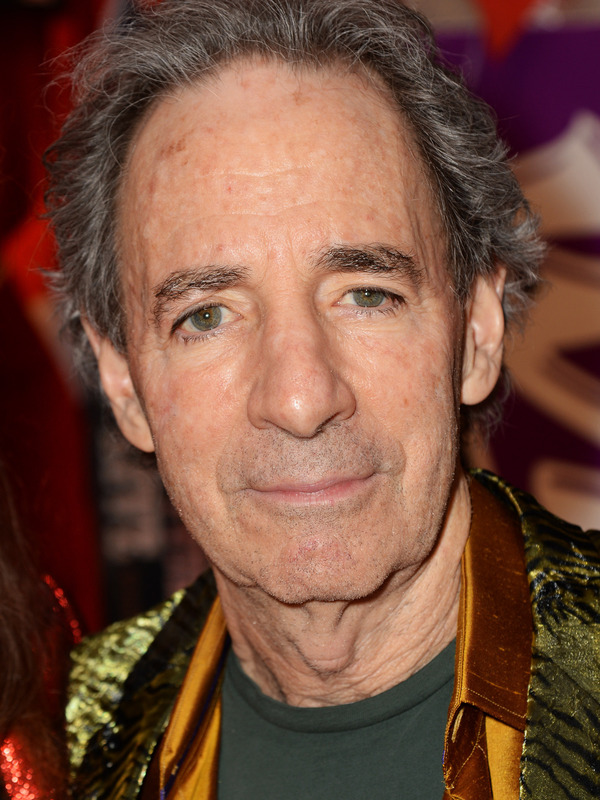 Actor and writer Harry Shearer says he's leaving the cast of The Simpsons, the show he has been a part of since it first aired in 1989.