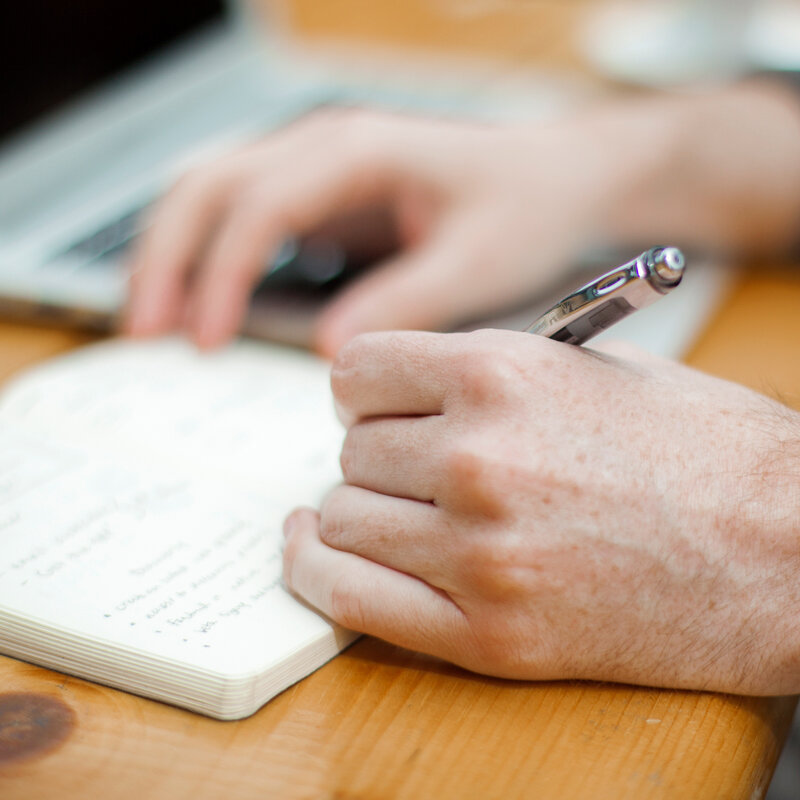 Four Reasons To Take Notes By Hand