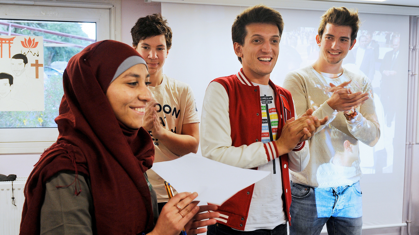 In Secular French Schools, One Group Wants To Talk Religion Parallels