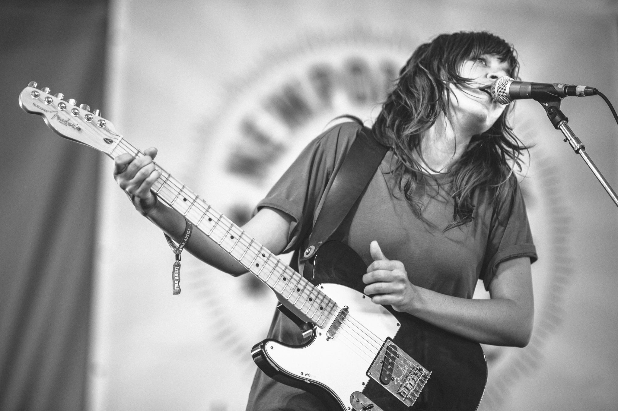 Courtney Barnett pleased an earnest heckler from the crowd when she launched in "Avant Gardener" — but not before chiding him first.