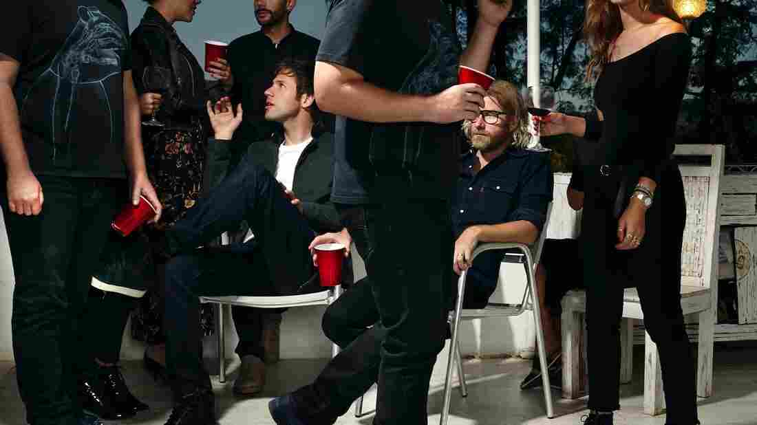 Matt Berninger and Brent Knopf are EL VY.