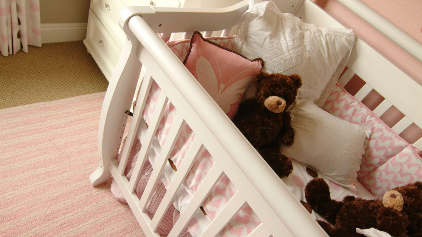 Study Shows Increase In Babies Deaths Due To Crib Bumpers Shots