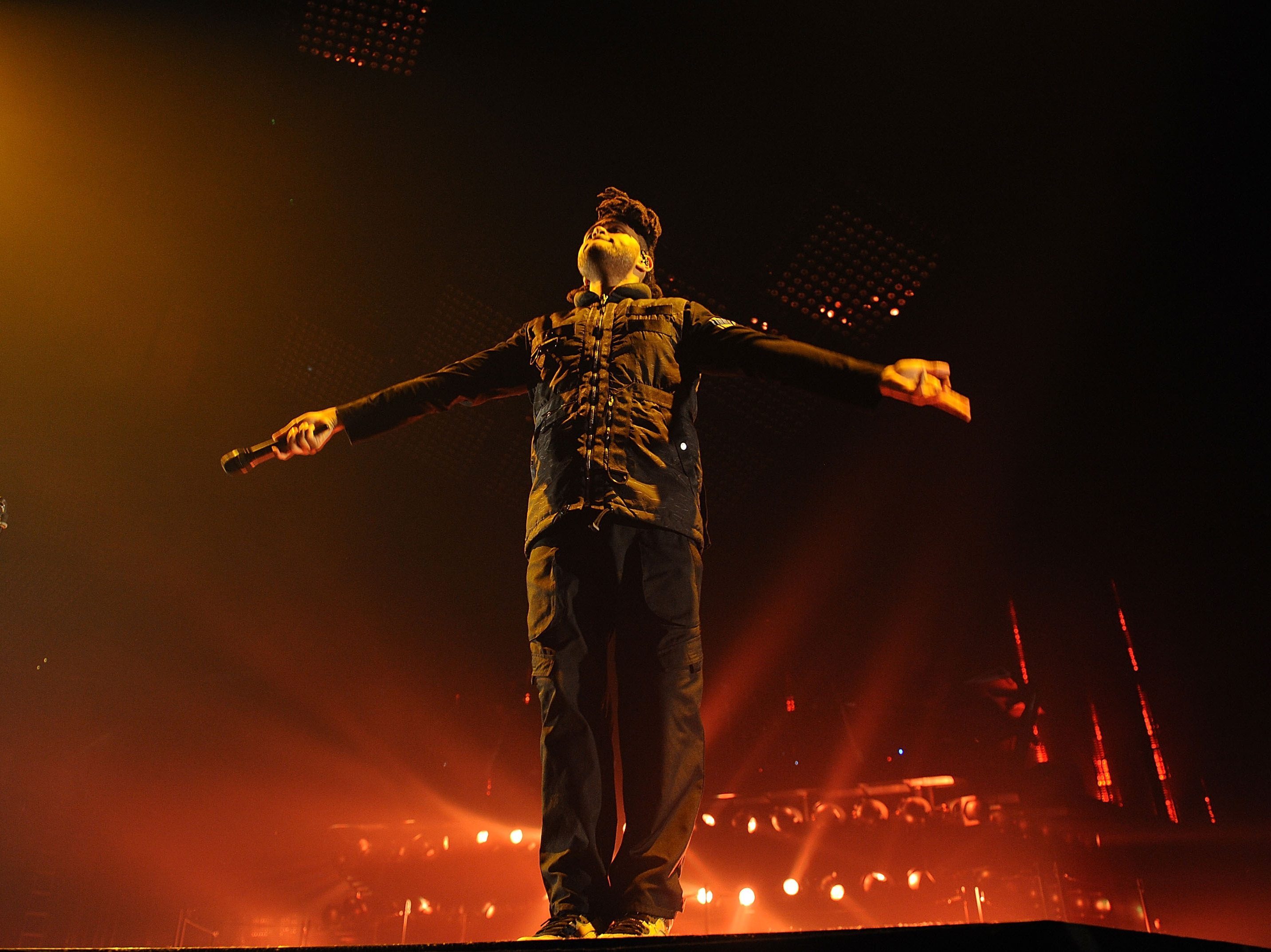 A Rational Conversation: Passing Judgment On Music In 2015 With So Sad Today