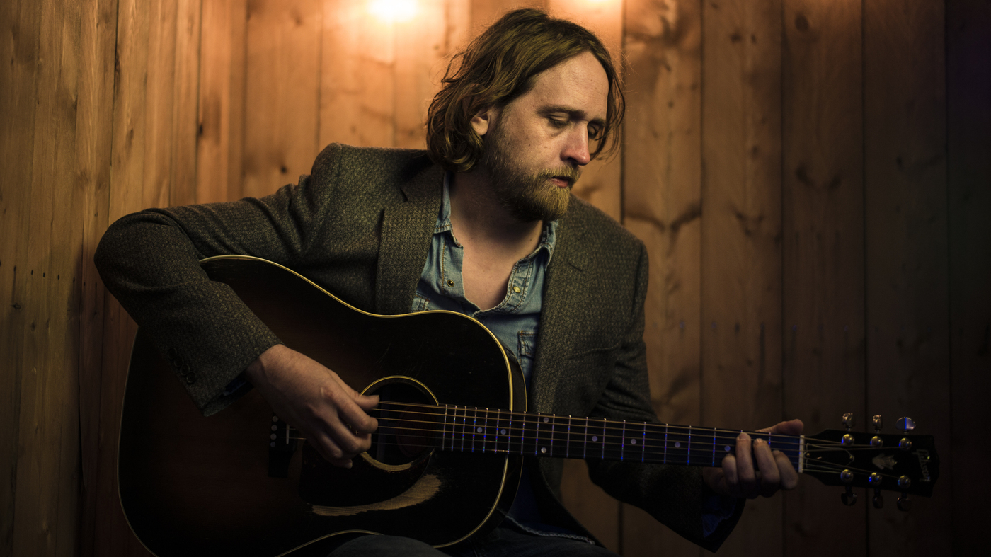 Songs We Love: Hayes Carll, 'The Love That We Need' : NPR1400 x 787