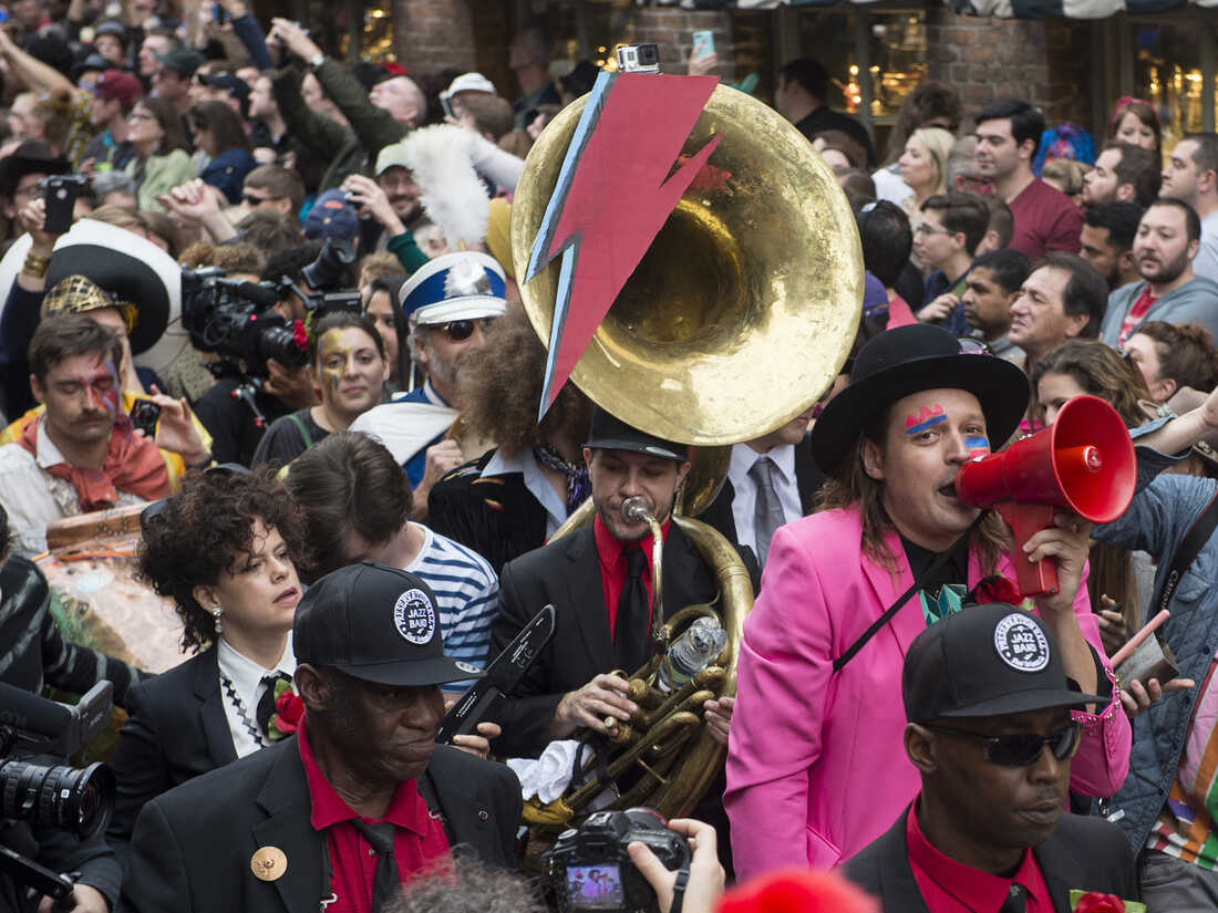 Dancing In The Street New Orleans Throws A Memorial Parade For David