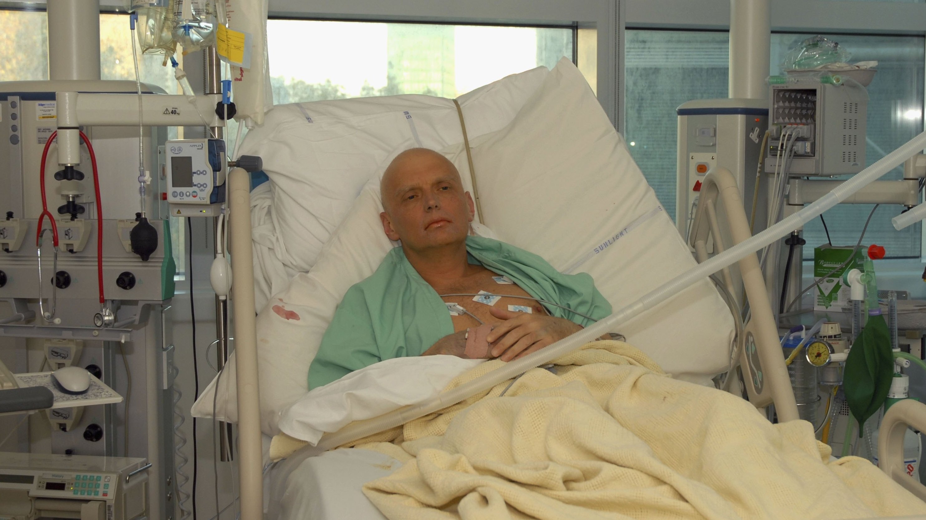 Alexander Litvinenko, a former Russian security agent, died in 2006 after drinking tea laced with the radioactive element polonium at a London hotel. A British inquiry found Thursday that his death was the work of the Russian security service. (Getty Images)