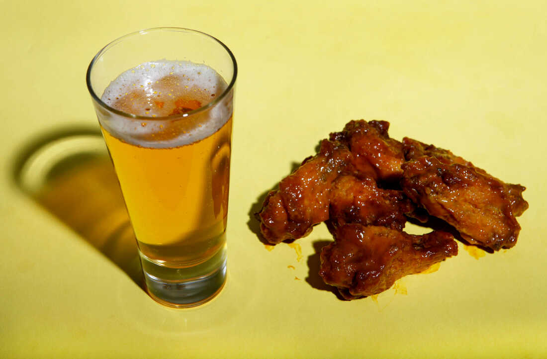Buffalo wings paired with Mama's Little Yella Pils, from Oskar Blues Brewery.