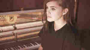 First Watch: Julianna Barwick, 'Nebula'