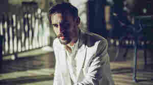 Review: Robert Ellis, 'Robert Ellis'