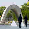Obama Makes Historic Visit To Hiroshima Memorial Peace Park