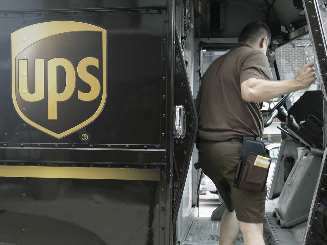 A typical UPS truck is tracked by hundreds of sensors. (AP Photo/M. Spencer Green, file)
