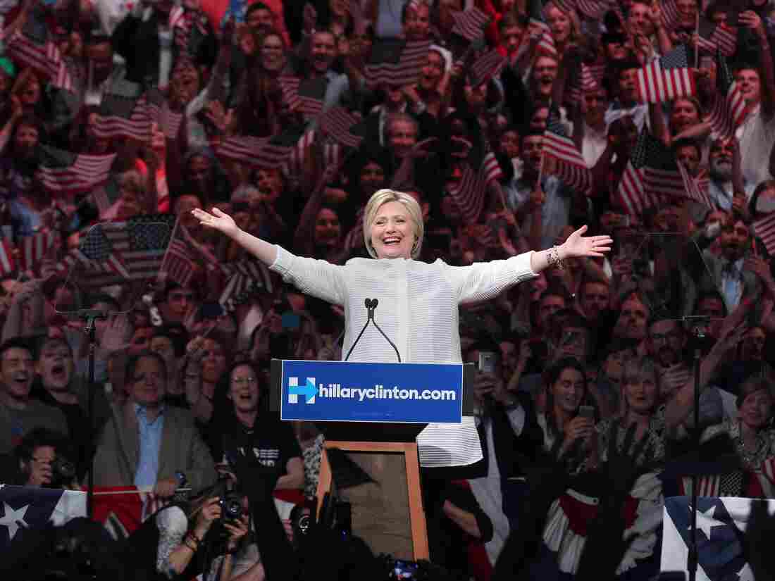 Sen. Elizabeth Warren endorses Hillary Clinton for president