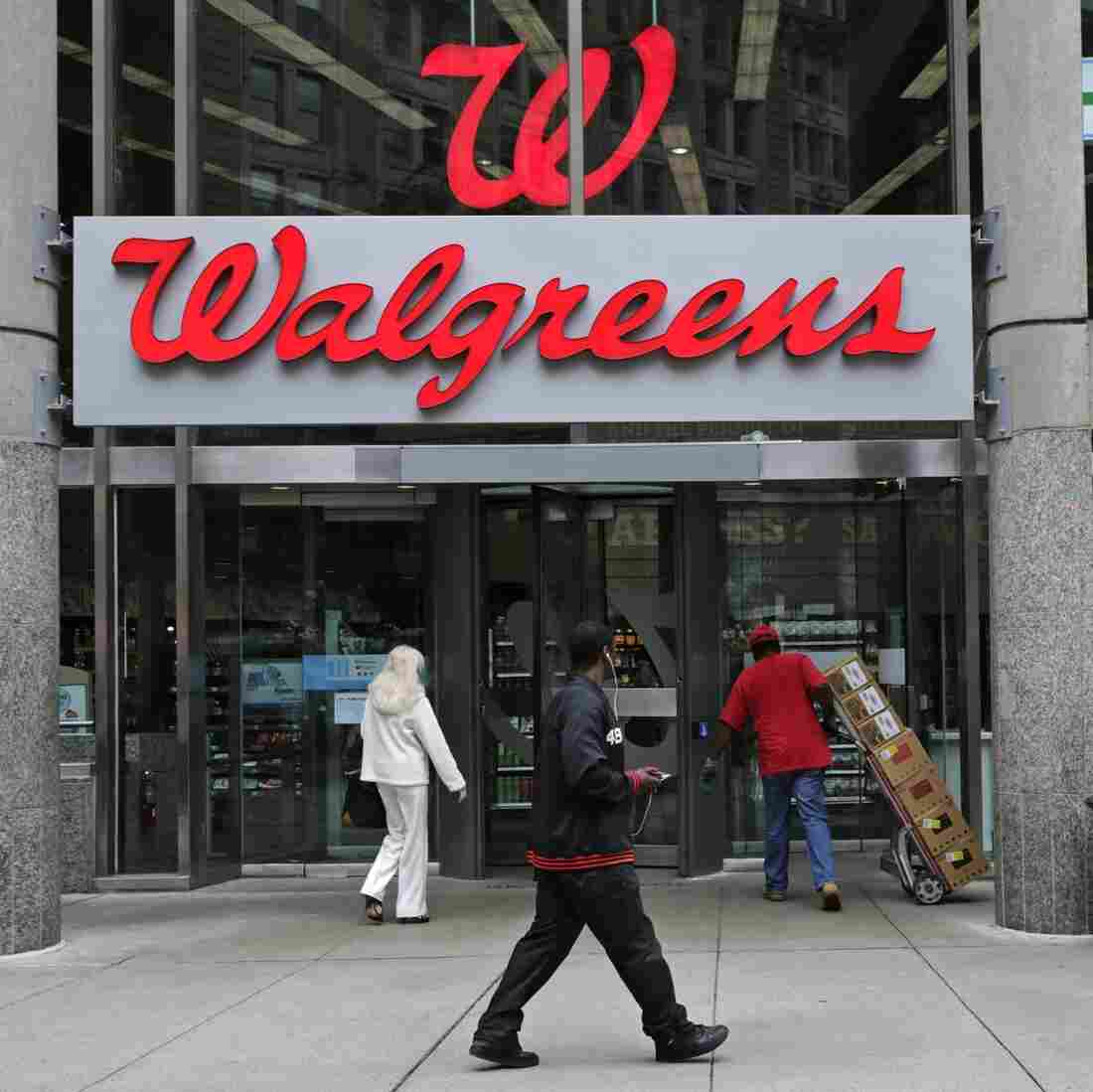 Walgreens Cuts Ties  With Blood-Test Company Theranos