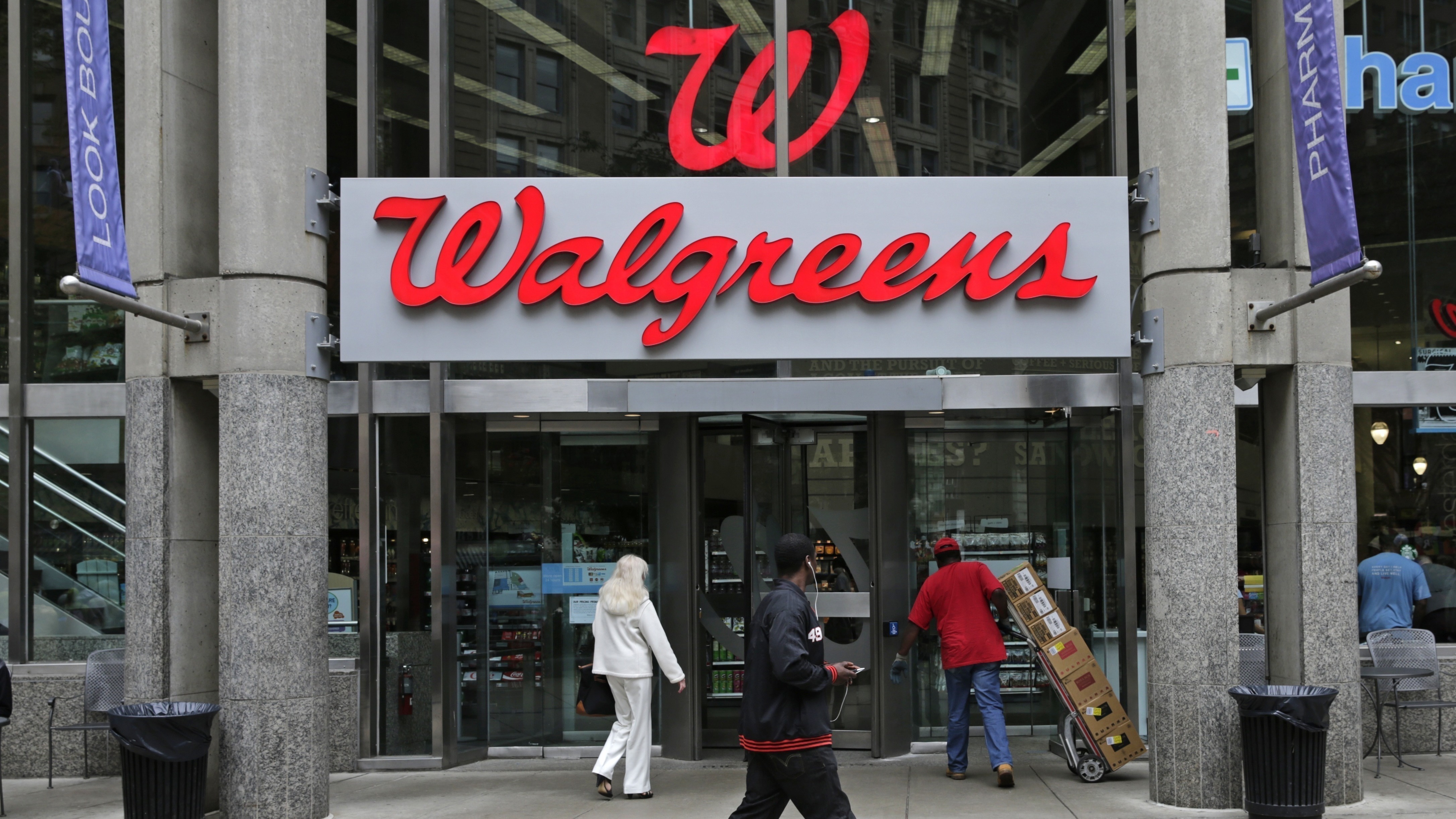 Walgreens Cuts Ties With Blood-Test Company Theranos : The Two-Way : NPR - How Much Money Did Walgreens Lose With Theranos