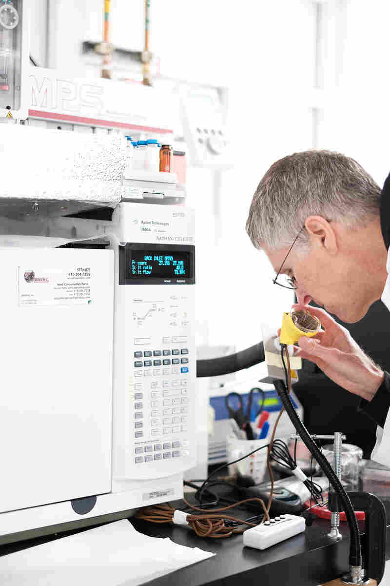 Impossible Foods CEO Patrick Brown demonstrates how the company's meat sniffer allows researchers to identify specific aromatic compounds in cooked meat.