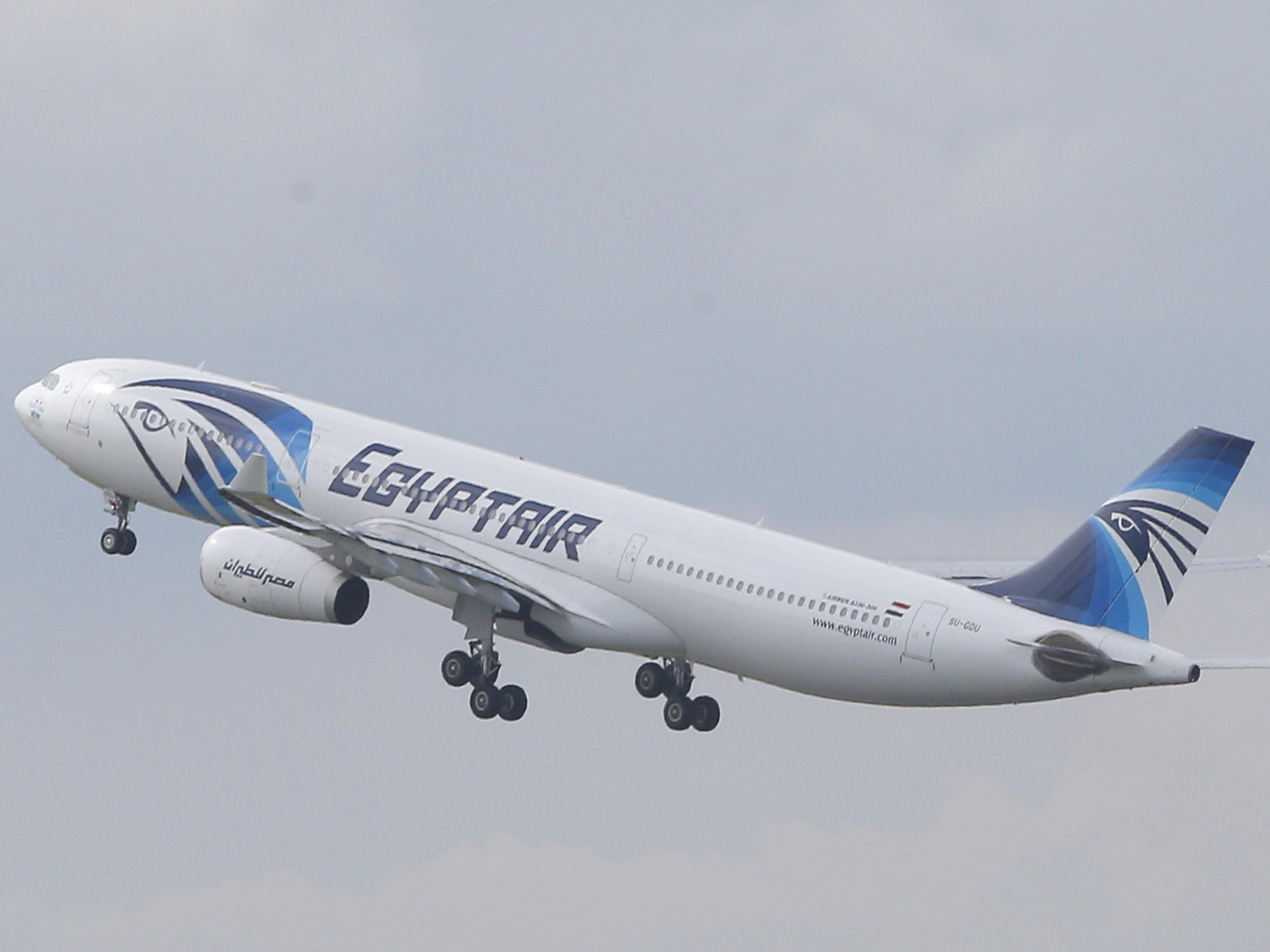 Investigators: Cockpit voice recorder memory intact from EgyptAir crash
