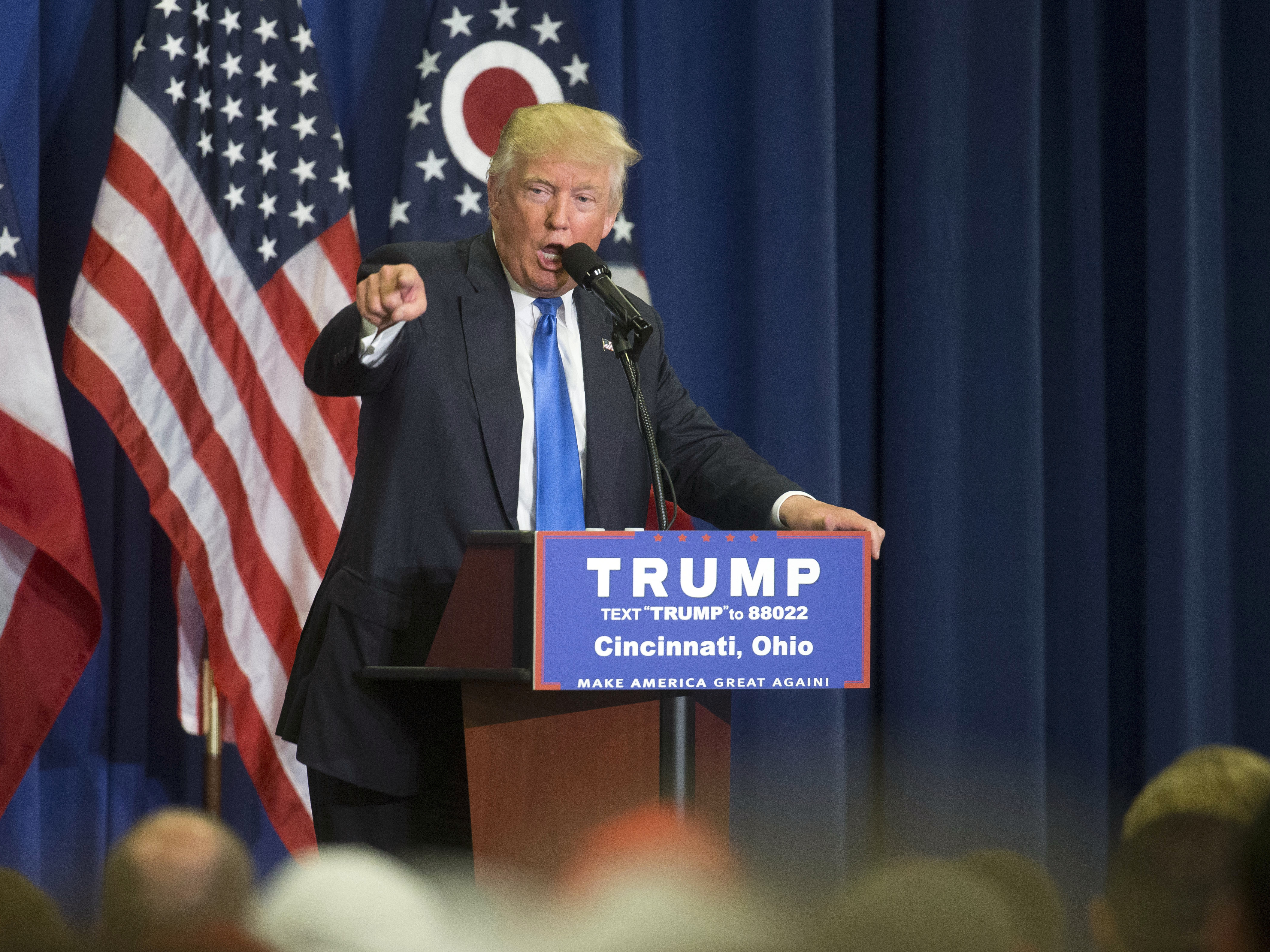 Trump says considering 10 candidates for vice president
