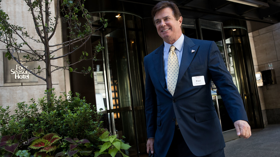 Paul Manafort leaves the Four Seasons Hotel after a meeting with Donald Trump and Republican donors last month in New York City. (Drew Angerer/Getty Images)