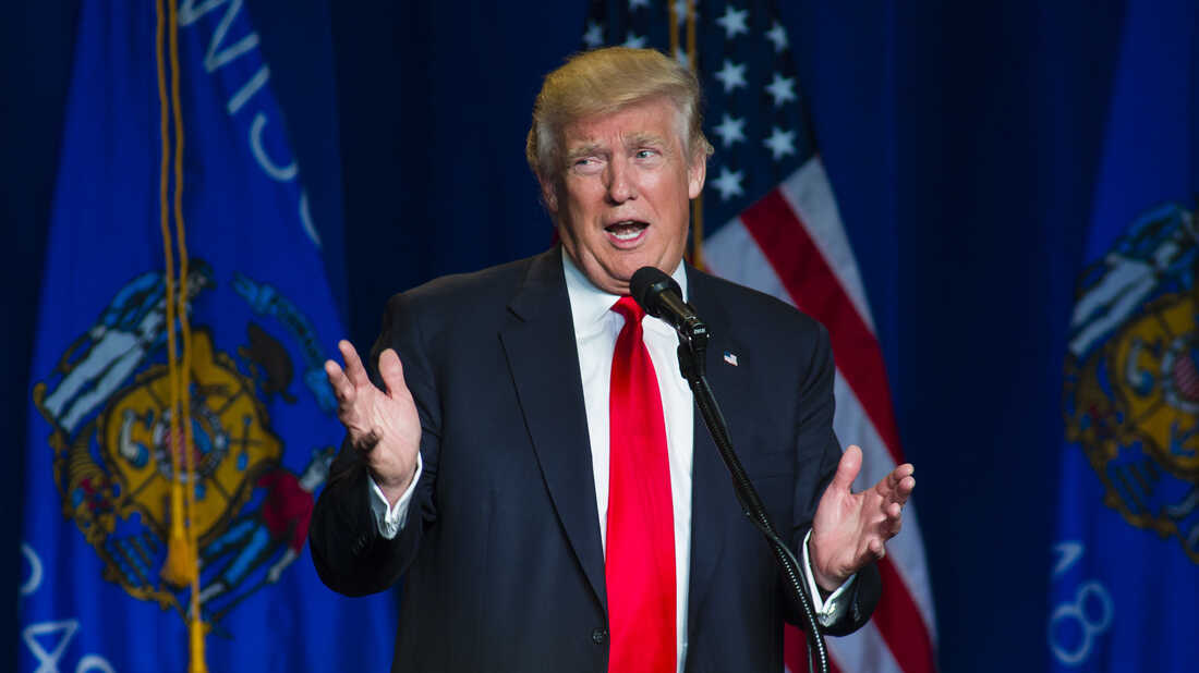 2016 Republican debate: Trump on small hands: 'I guarantee you