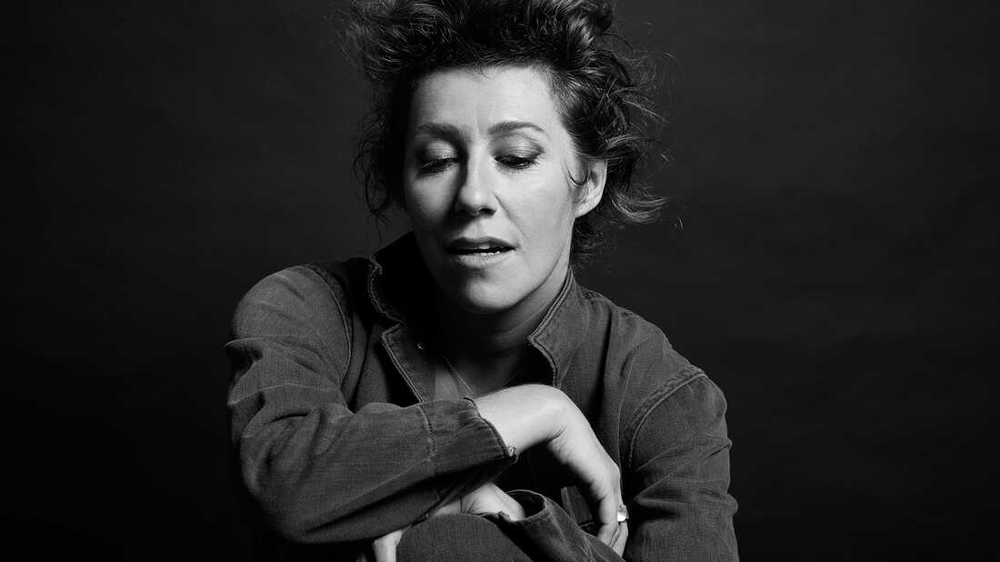 Songs We Love: Martha Wainwright, 'Around The Bend'