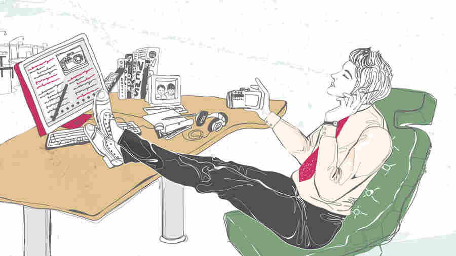 Why Your Facebook Habit At Work Makes Economists Worry