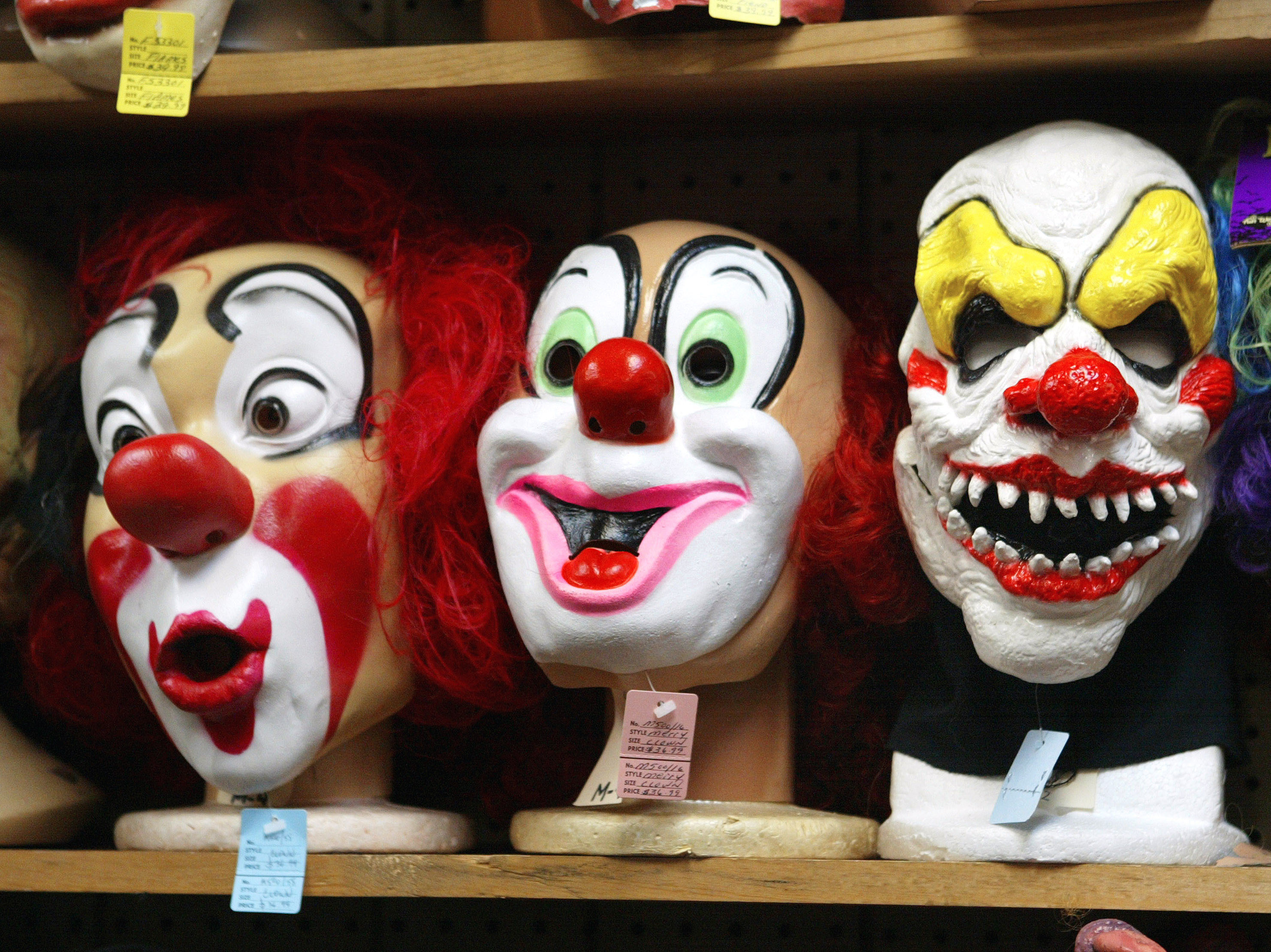 Coulrophobics Beware: America's Creepy Clown Problem Continues