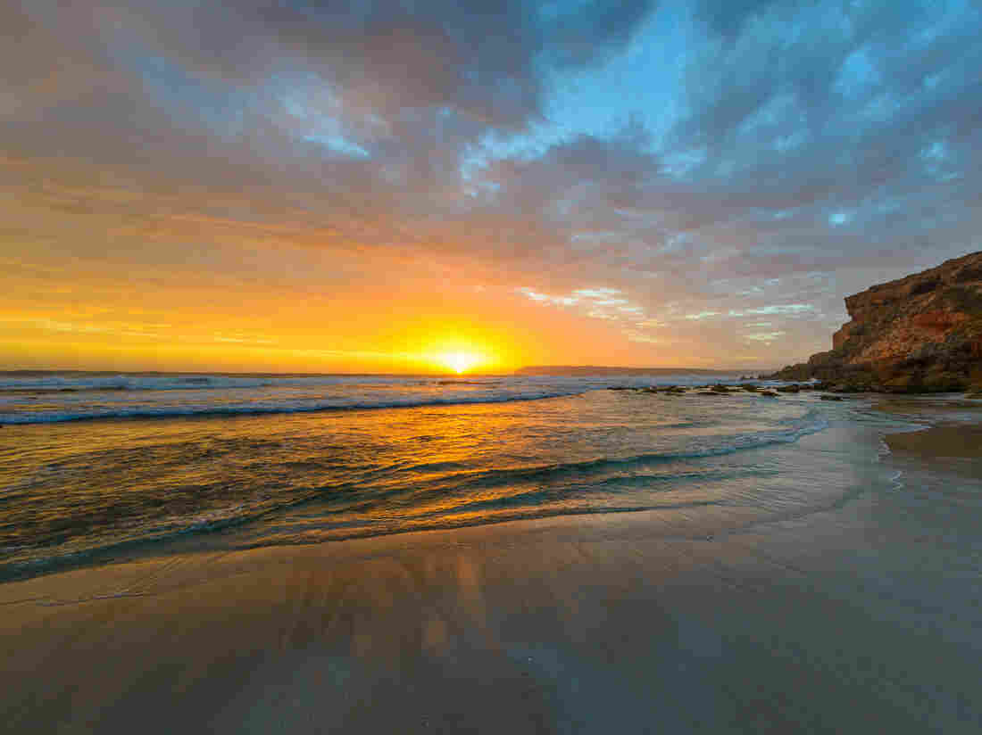 Sunset on Australia's Venus Bay.