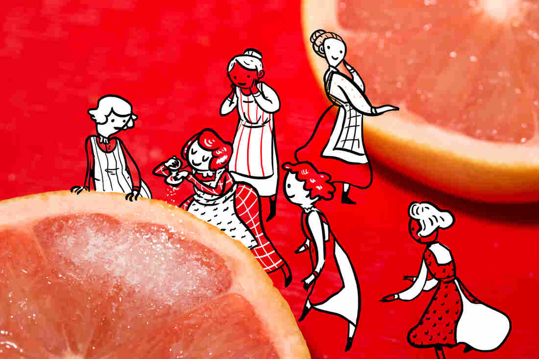 In 1911, an Iowa woman wrote in to the "The Housemother's Exchange," a national advice column, to recommend salting grapefruits.