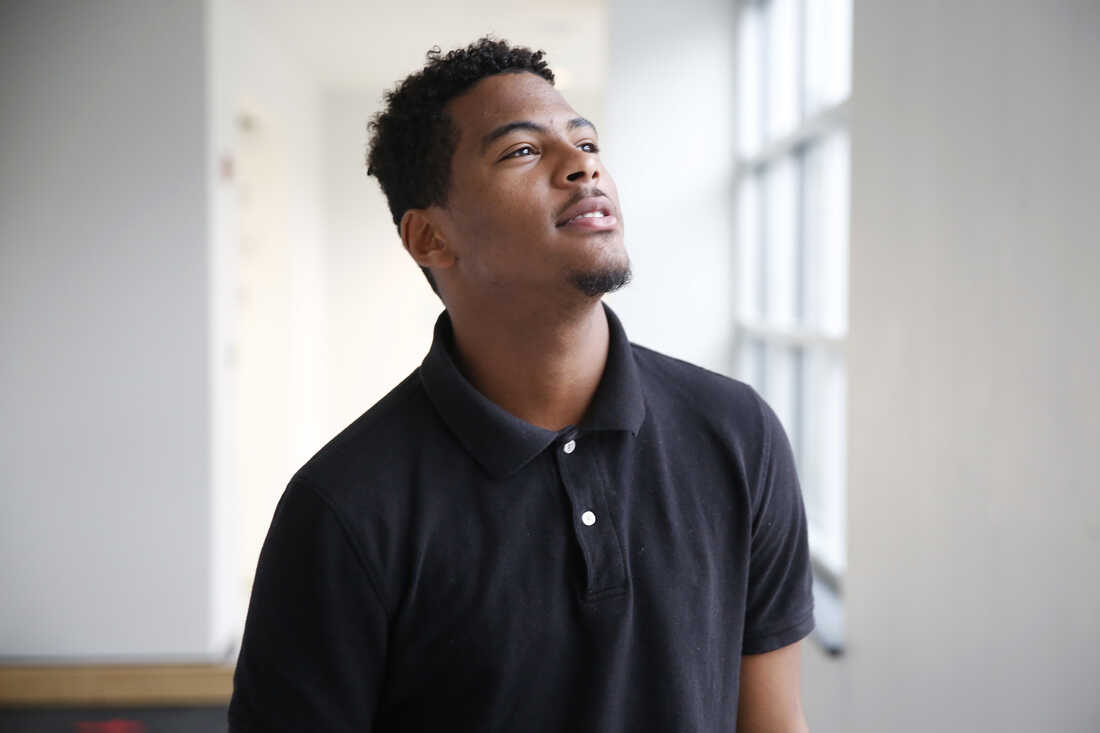 Ahmir Edmonds, 16.
