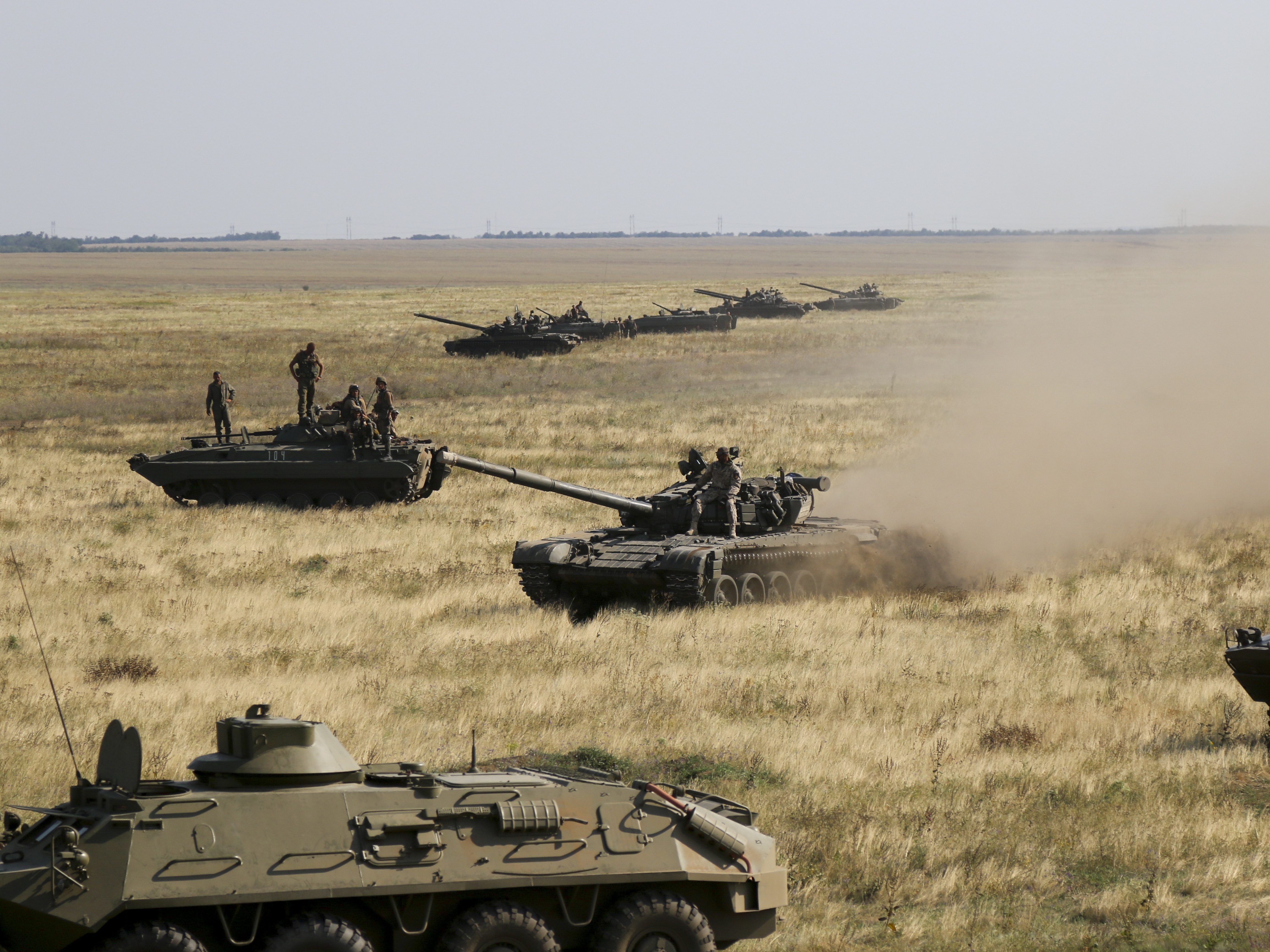 Ukrainian tanks near the border with the Russian-controlled region of Crimea in August.