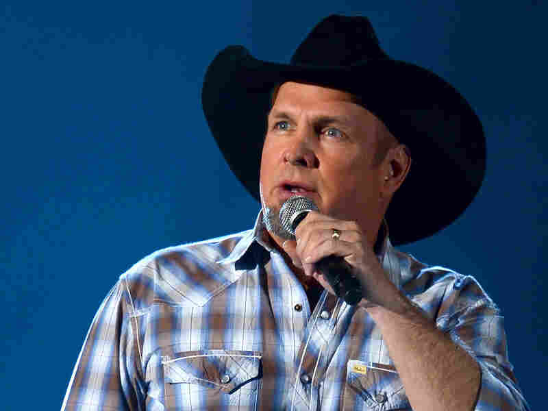 Garth Brooks performs during the 48th Annual Academy of Country Music Awards at the MGM Grand Garden Arena on April 7, 2013 in Las Vegas.