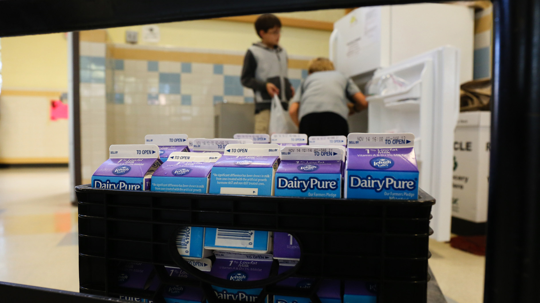 When Food Banks Say No To Sugary Junk, Schools Offer A Solution - NPR