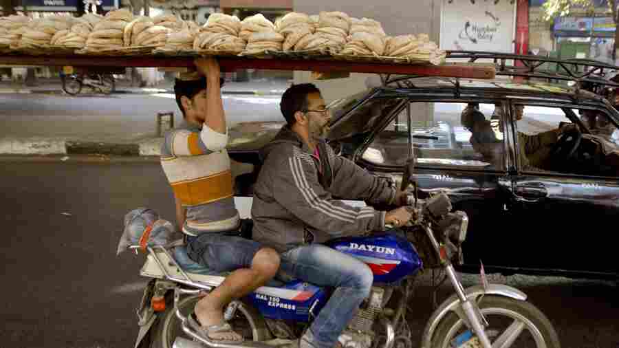 Amid Economic Crisis, Even Sugar Becomes A Luxury In Egypt 