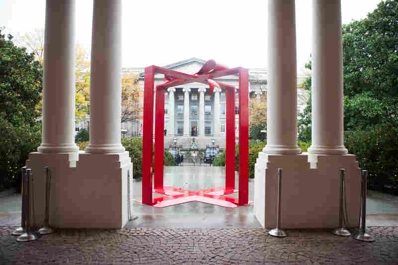Following this year's White House holiday theme, "The Gift of the Holidays," the first thing guests see when they arrive at the East Visitor Entrance is literally a giant present--the perfect spot for a holiday photo-op.