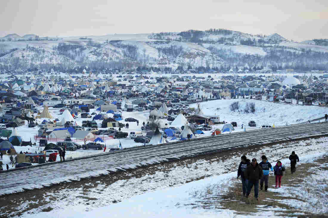 Sioux leader wants to meet with Trump over pipeline