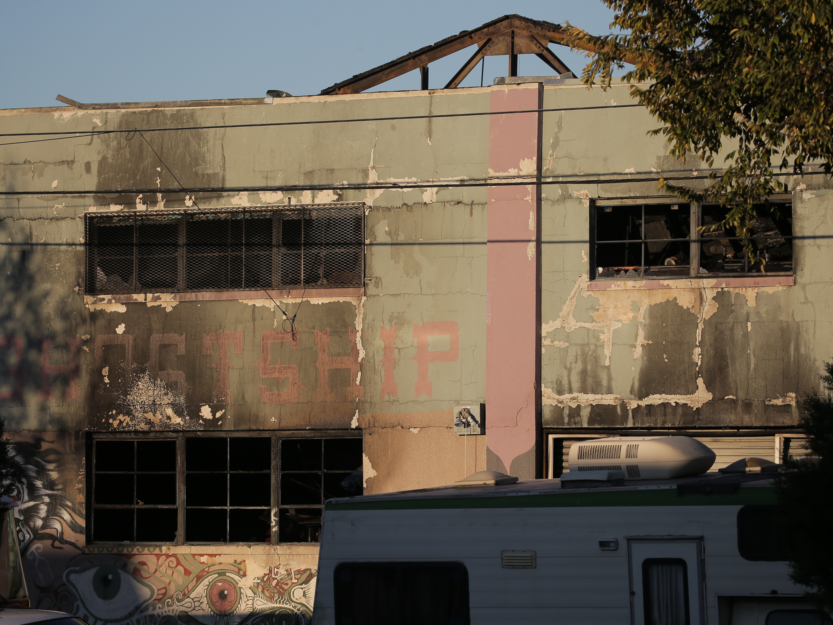 Recovery Efforts At Burned Oakland Warehouse Paused Over Fear Of Collapse