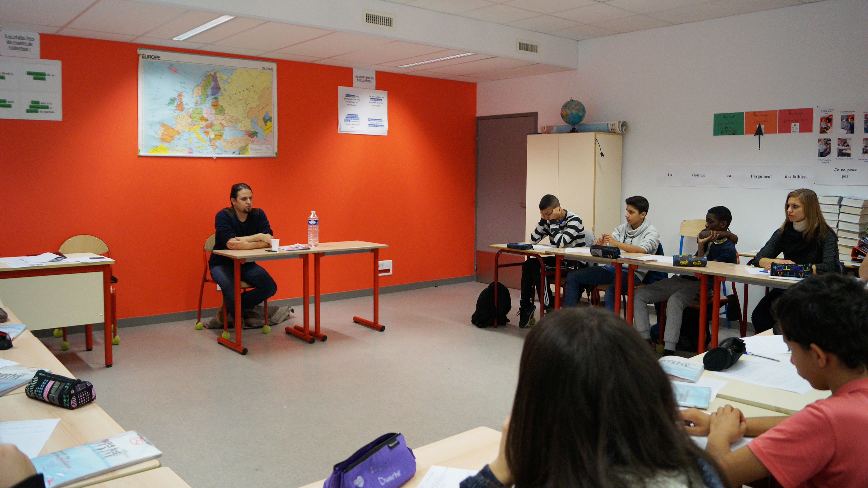 A French Community Tries To Get A Handle On Radicalization Parallels