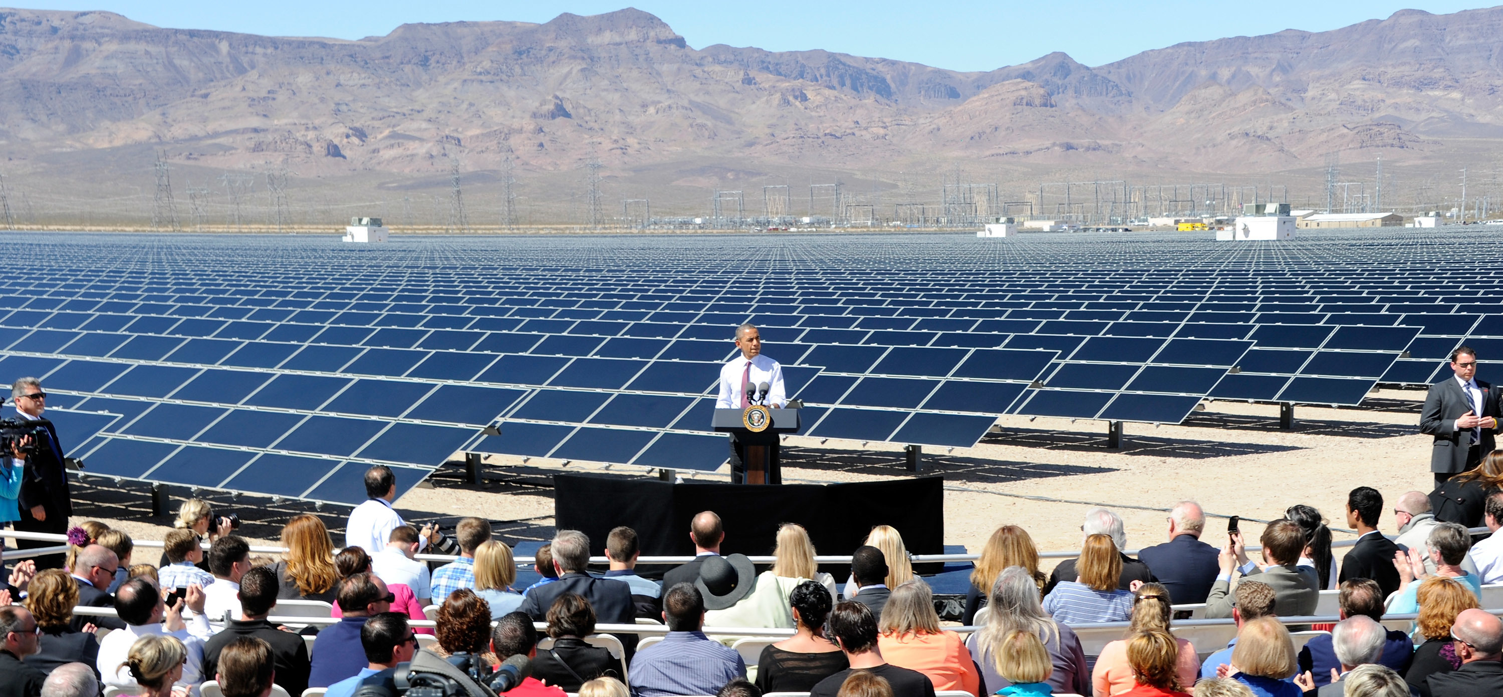 President Barack Obama speaks at Sempra U.S. Gas & Power's Copper Mountain Solar 1 facility, the largest photovoltaic solar plant in the United States on March 21, 2012. (Ethan Miller/Getty Images)