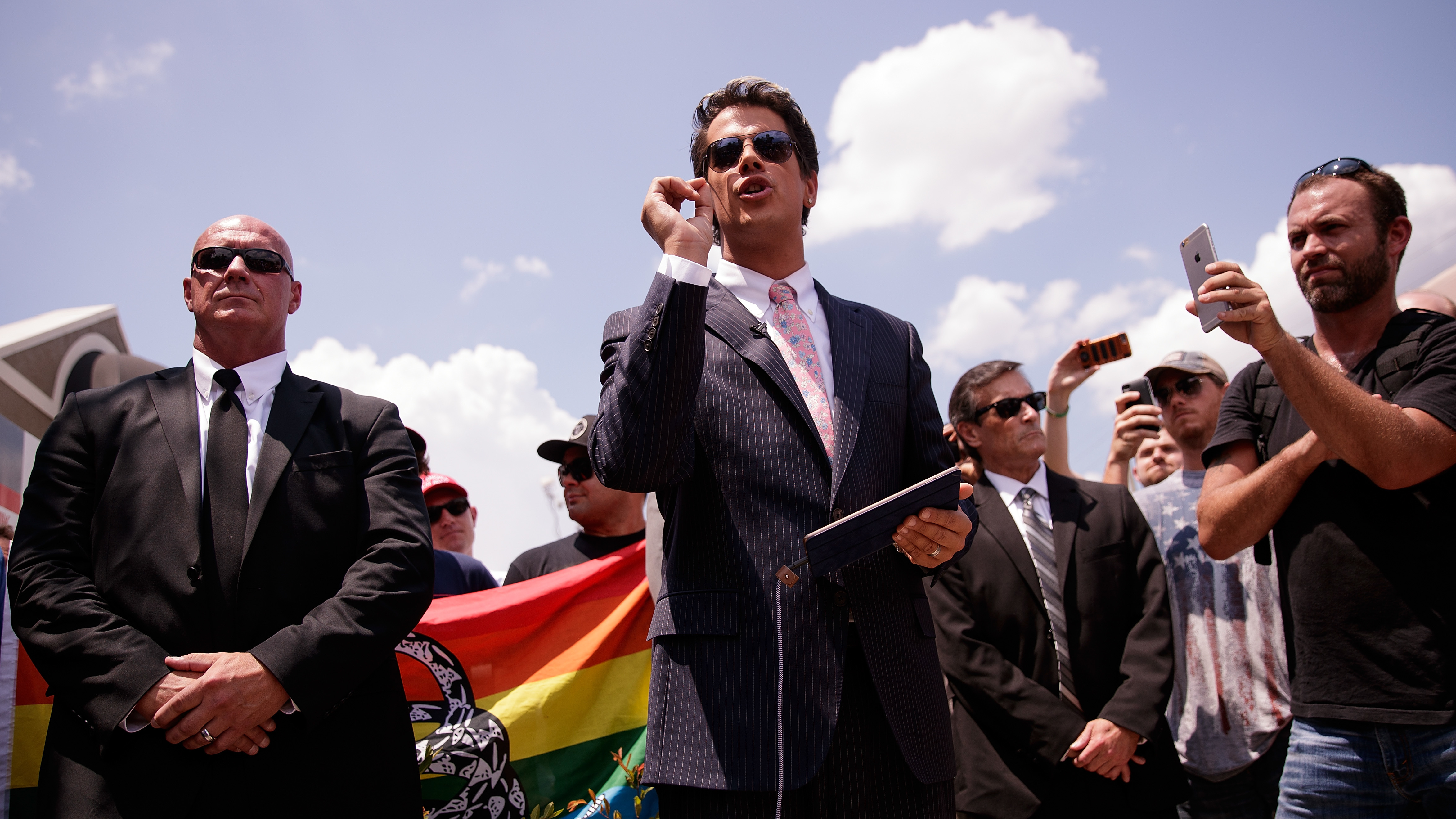 Publisher Simon & Schuster drew strong criticism after signing conservative provocateur Milo Yiannopoulos — seen here holding a press conference about the Pulse nightclub shootings. (Getty Images)