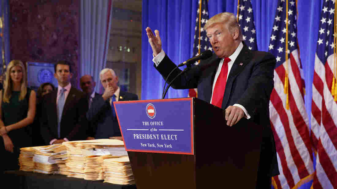 Senate Panel to Probe Russia Contacts With 2016 Campaign Teams