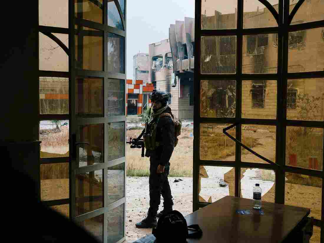 Iraqi forces retake Mosul's university from 'Islamic State'