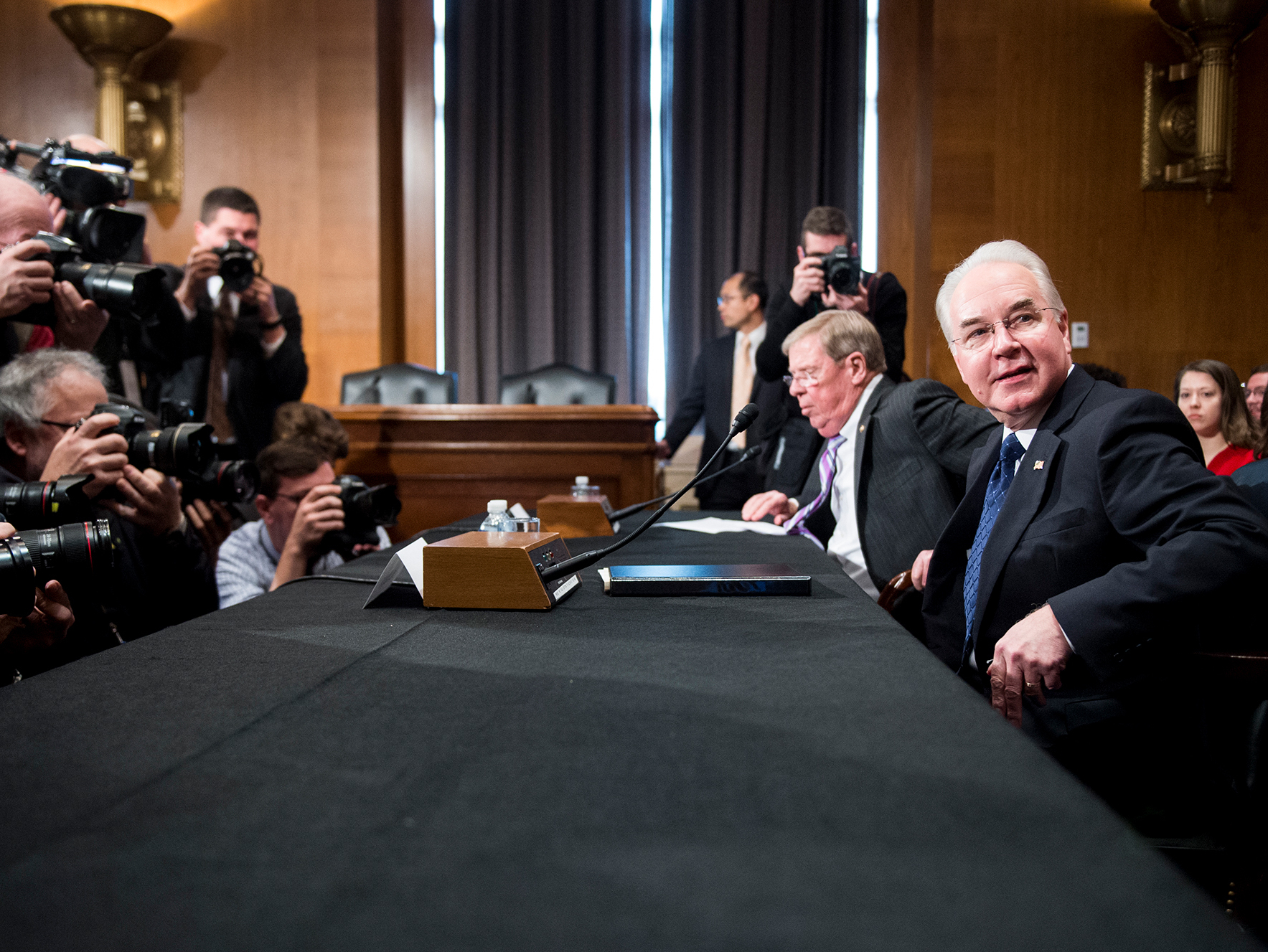 6 Senators Assessing Trump's HHS Nominee Own Health Care Stocks, Too