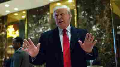 Ethics Lawyers Call Trump's Business Conflicts 'Nakedly Unconstitutional'