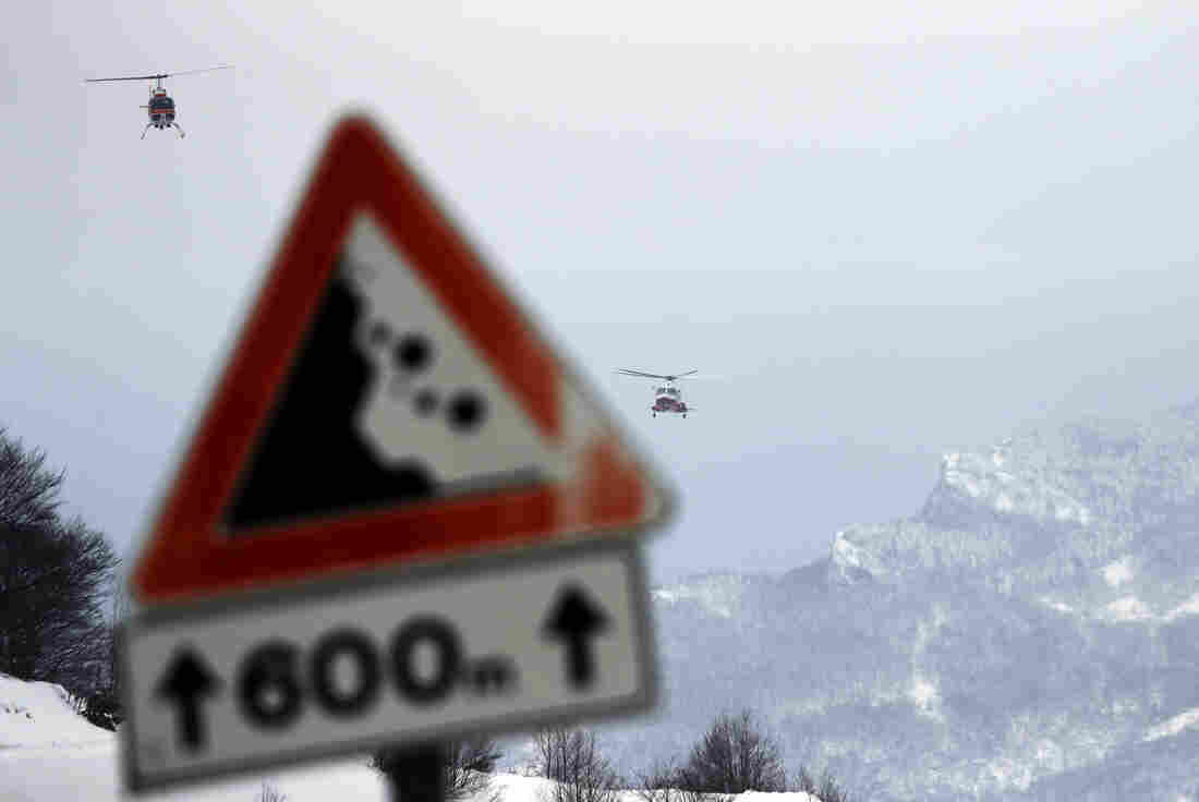 Italy Avalanche: 6 People Found Alive in Buried Hotel, 2 Rescued Italy Avalanche: 6 People Found Alive in Buried Hotel, 2 Rescued